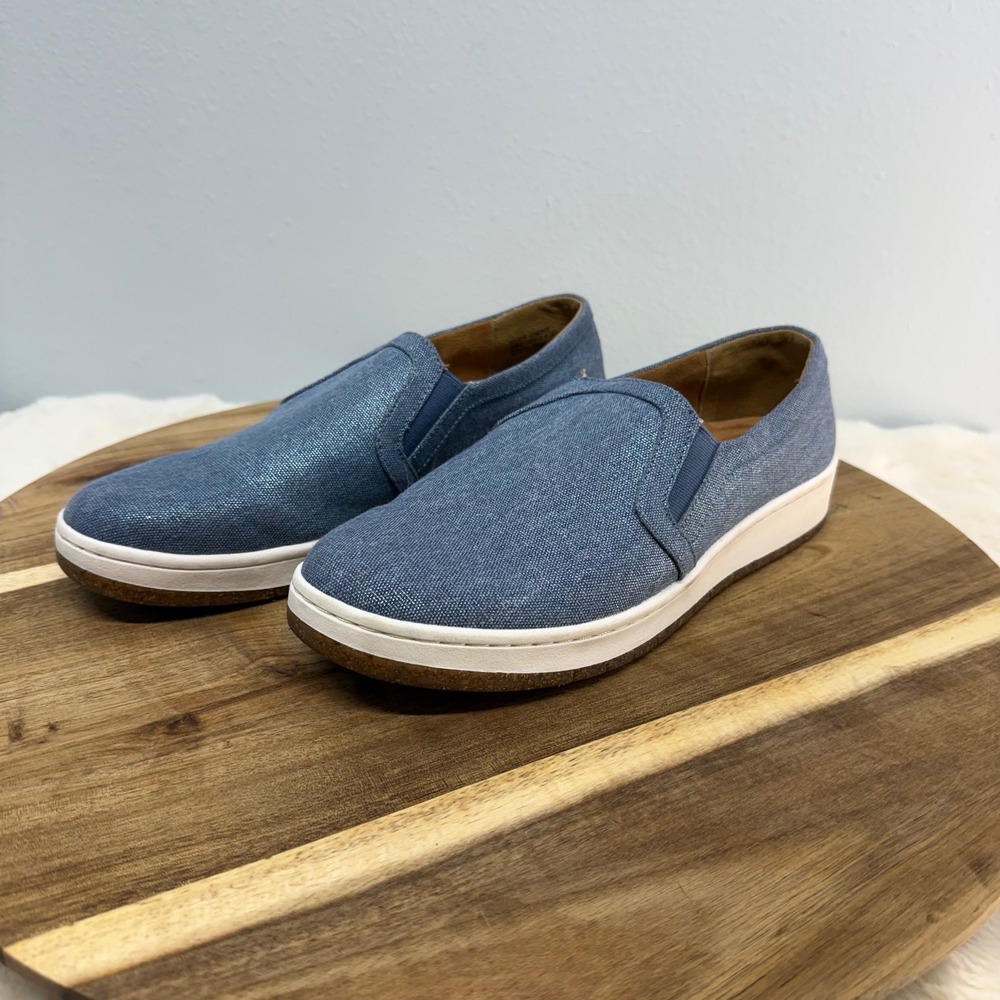 Aetrex Cameron Slip-on Sneaker Women's 9-9.5 Canvas Slip On Flat Shimmer‎ Blue